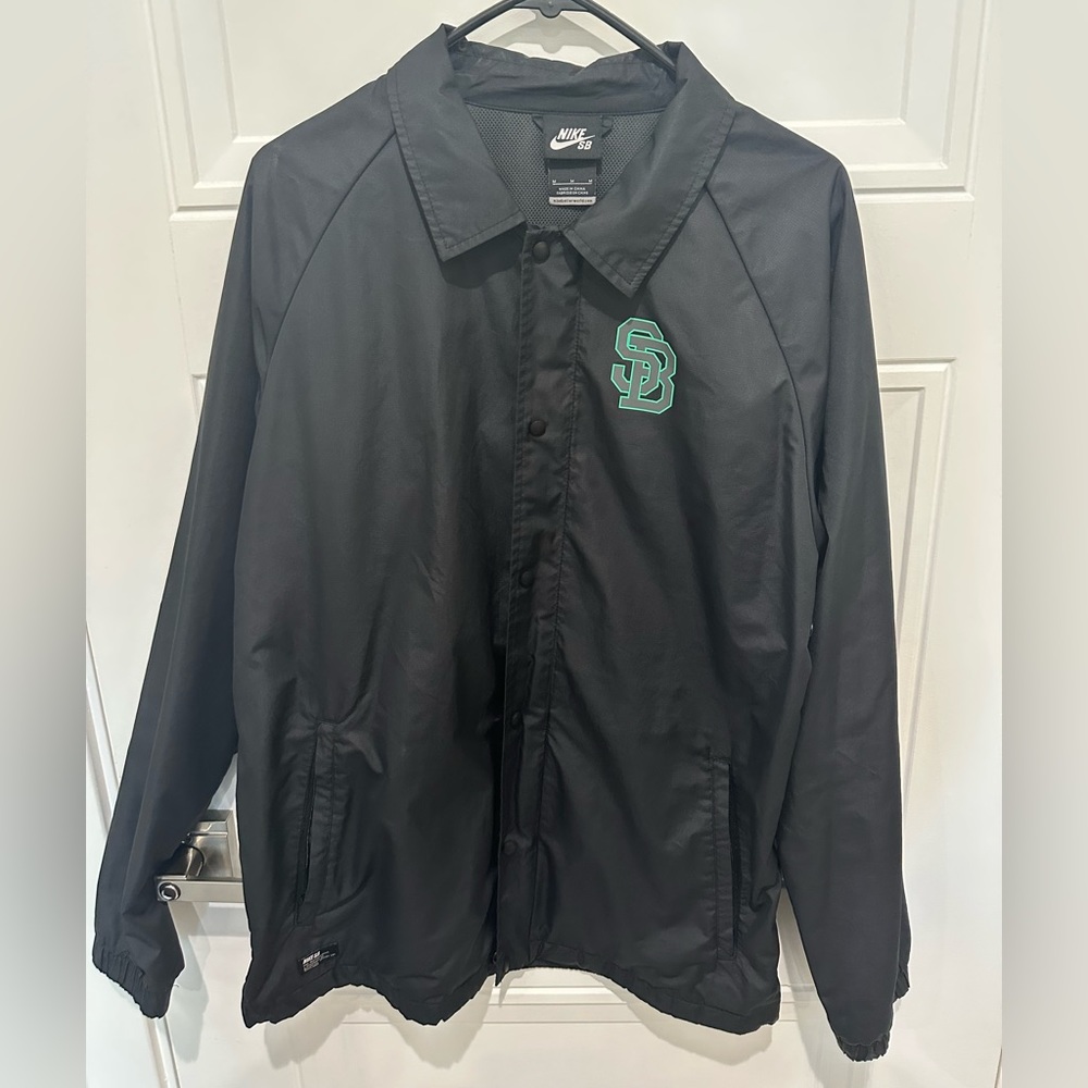 Nike SB windbreaker Jacket